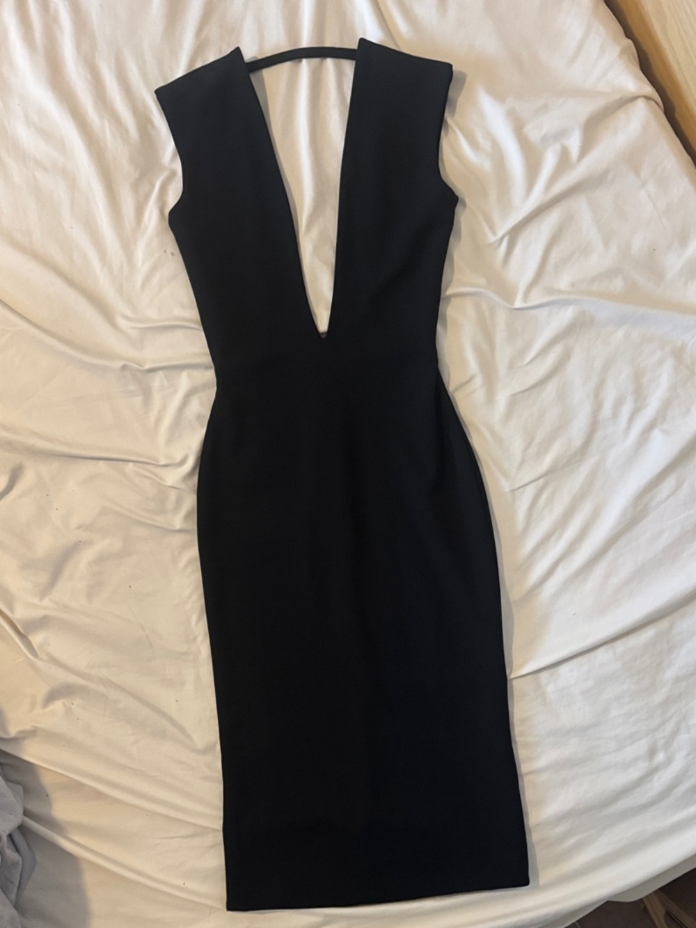 Solace London Black Deep V Midi Dress